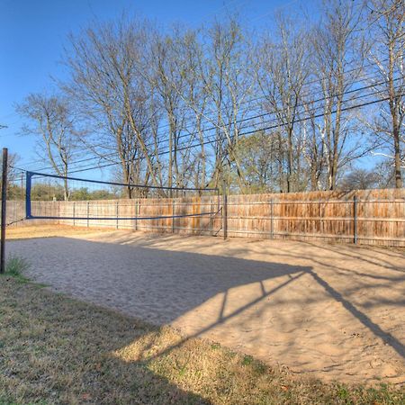 Hackberry Retreat - Hot Tub - Near Main Villa Fredericksburg Exterior photo